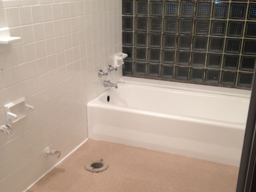 Bathroom Tub and Tile